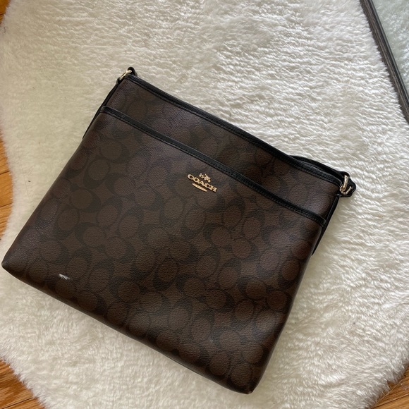 Coach Crossbody Purse - Picture 1 of 4